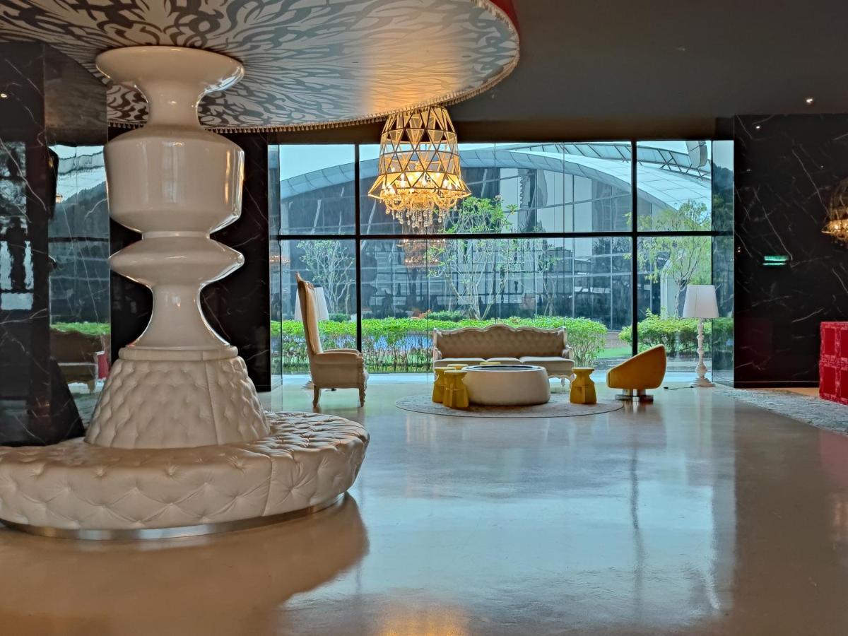Arte Mont Kiara Host By Host Corner Suites Kuala Lumpur Exterior foto